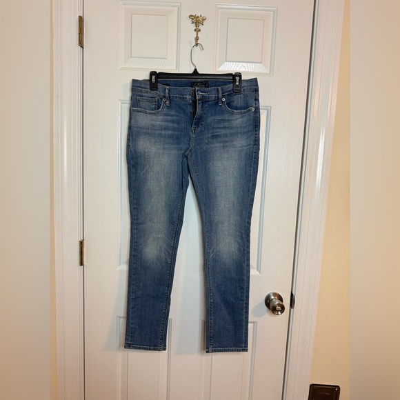 Lucky Brand Denim - Lucky Brand skinny jeans size 8 low/mid rise blue